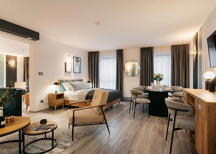 Orso & By Staylab * Varsó