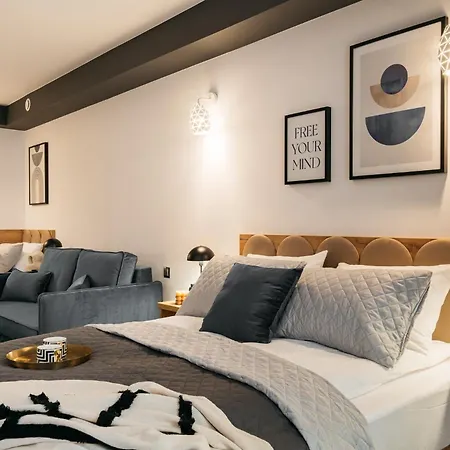 Orso & - Loftaffair Collection Apartman Varsó